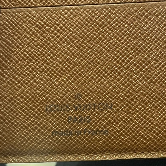 Authentic Vintage Louis Vuitton Bi-Fold Wallet - Picture 14 of 15